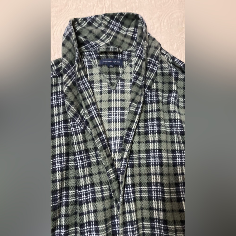 Men Robe - Picture 2 of 4